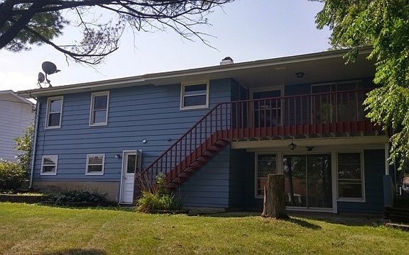 2nd image of 1665 Fairfield Ln