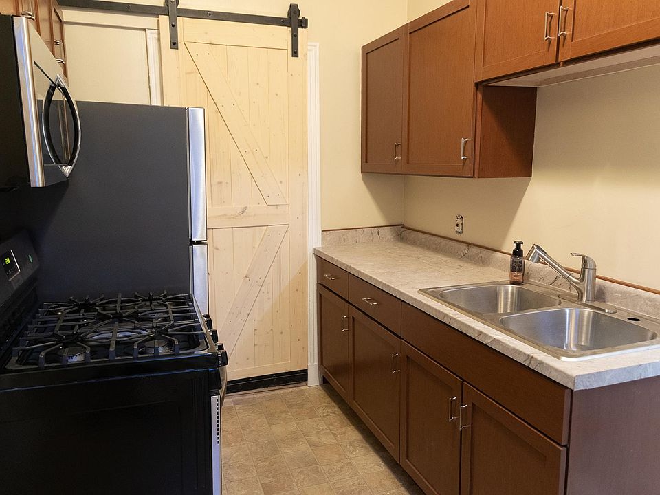 1st image of 53 Huron Ave #53