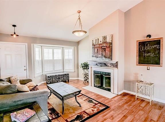 2nd image of 654 Loch Carron Dr