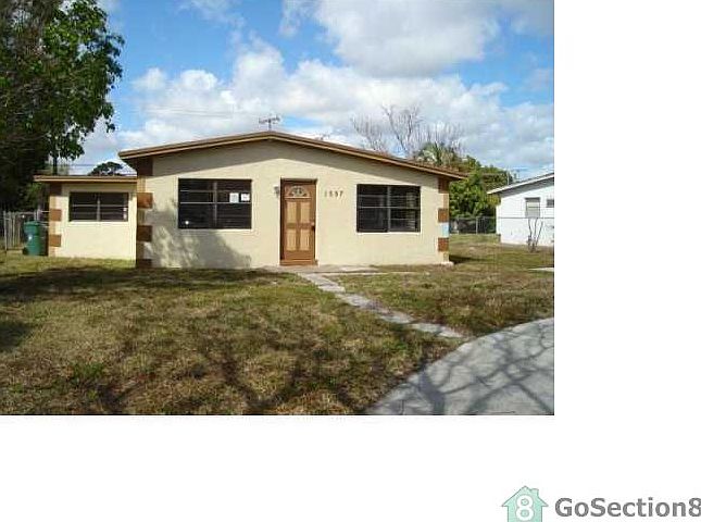 1st image of 1557 NW 15th Ter