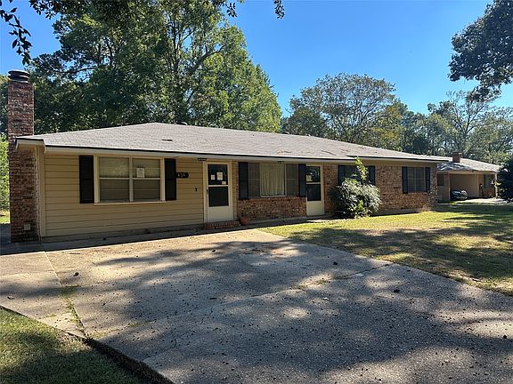 2nd image of 424 Irving Bluff Rd