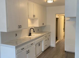 2324 Cedar Ave APT 3, Long Beach, CA 90806