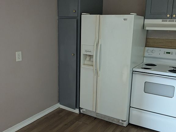 2nd image of 1715 27th St S