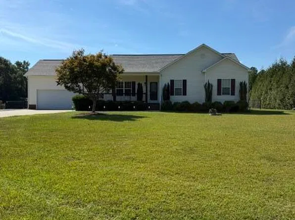 3031 Old School Rd, Four Oaks, NC 27524