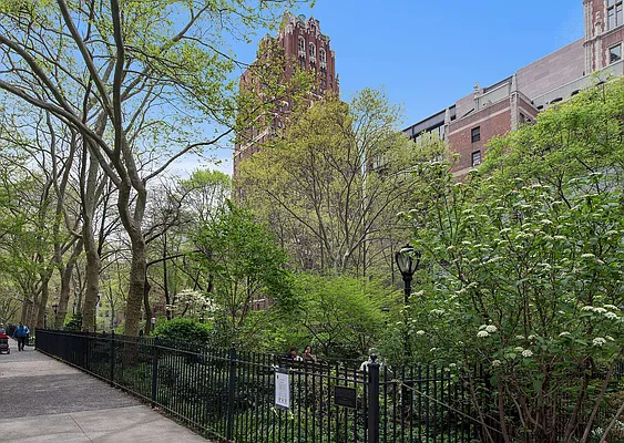 Sold by Keller Williams NYC | media 6