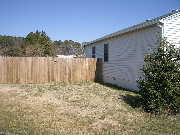 2nd image of 902 Pan Ct