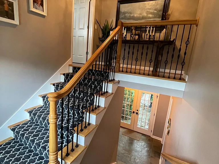 2nd (rear) staircase