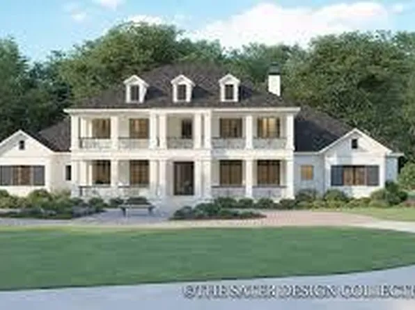 12300 W Center STREET, Wauwatosa, WI 53222