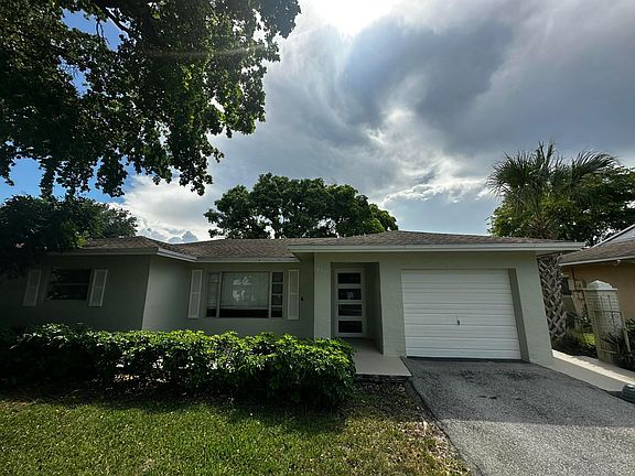 2nd image of 8211 NW 91st Avenue