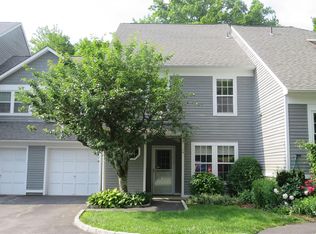 21 Croton Lake Rd UNIT 14, Katonah, NY 10536