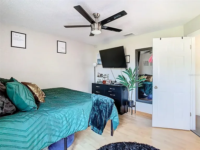 1203 Mandarin Dr — Photo 21