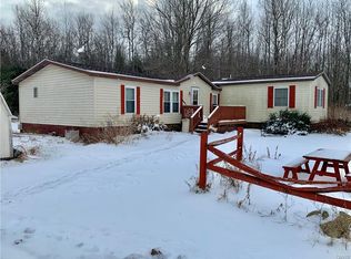 494 Silk Rd, Fulton, NY 13069