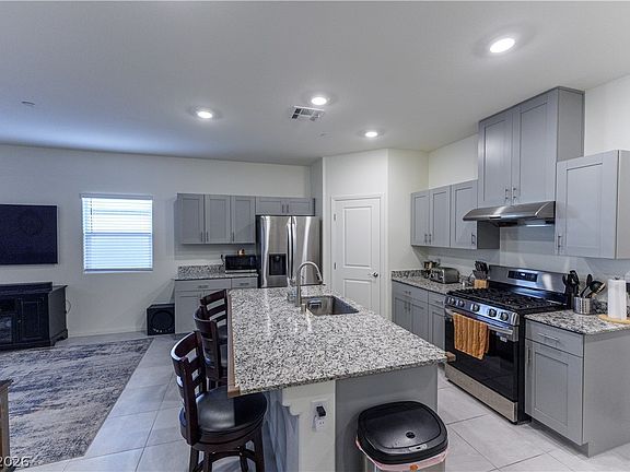 4th image of 10944 Stone Crossing Ave