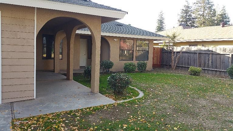 1st image of 2808 Driftwood Dr