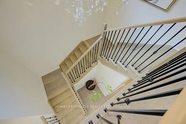 600 Beam Ct — Photo 27