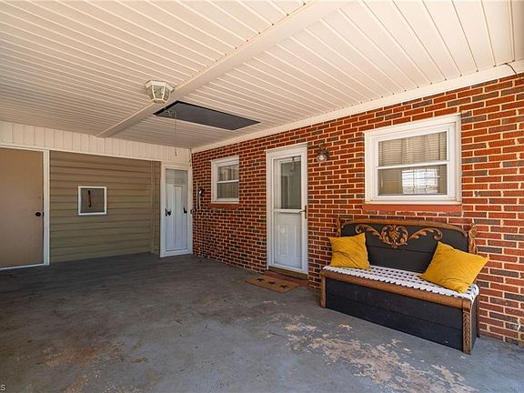 4th image of 650 Highland Park Dr