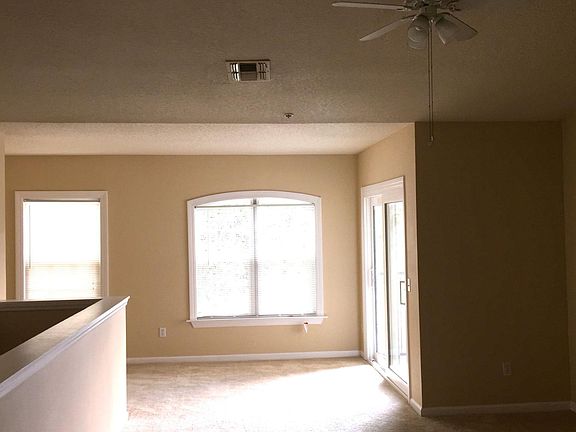 3rd image of 6542 Swissco Dr Unit 827