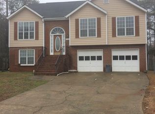 5315 Durham Ridge Ct, Lilburn, GA 30047