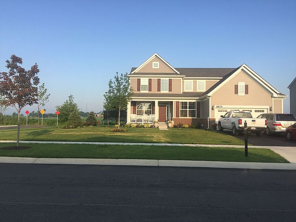 2nd image of 8879 Sawyer St