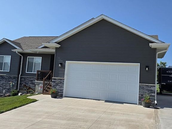 2nd image of 425 Galileo Dr