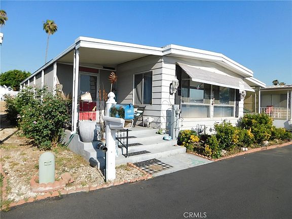 2nd image of 950 California St #116