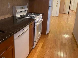 155 Guernsey St APT 3L, Brooklyn, NY 11222