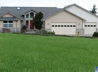 82 Les Saints Rd, Sequim, WA 98382