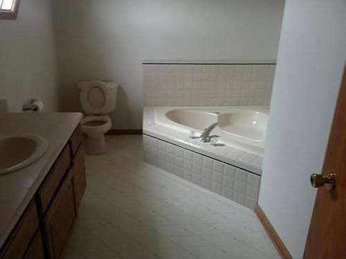 4th image of 13924 Lozenge Dr