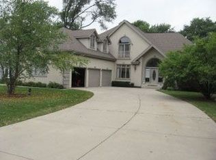 9540 W Oak Pl, Des Plaines, IL