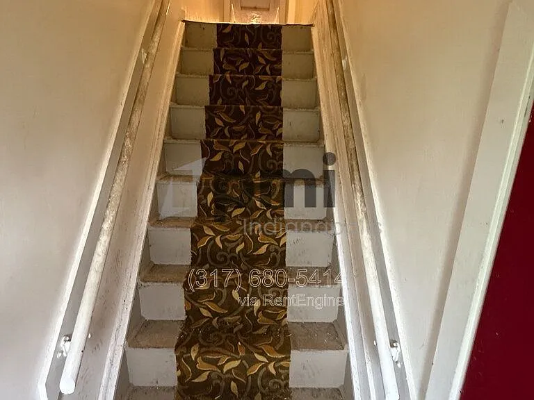 1311 E 11th St #4 — Photo 19