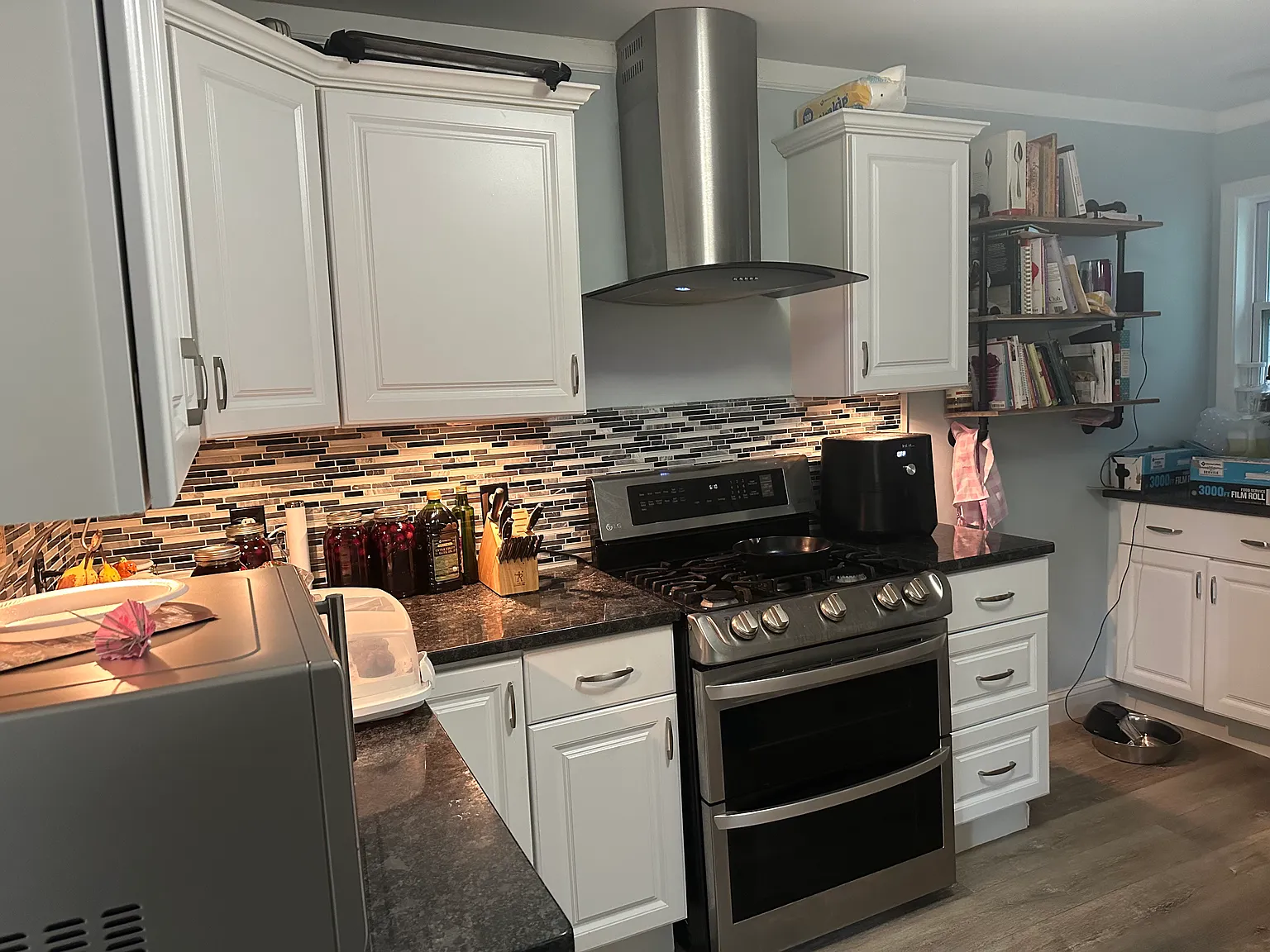 4124 Inola Trl NE — Photo 2
