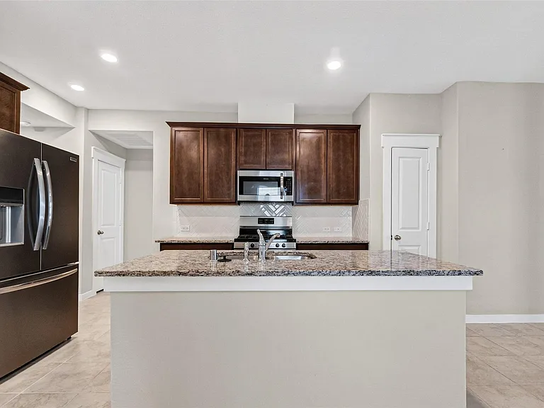 252 Laura Leigh Ln — Photo 10