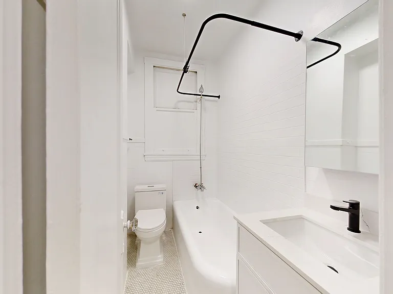 507 Taylor St #606 — Photo 6
