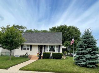 822 N Harrison Ave, Mason City, IA 50401