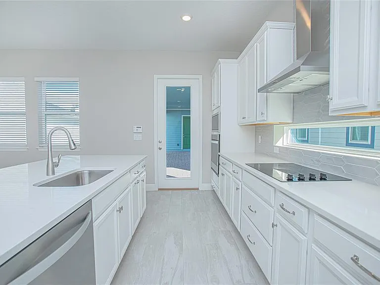 6533 Rover Way — Photo 15