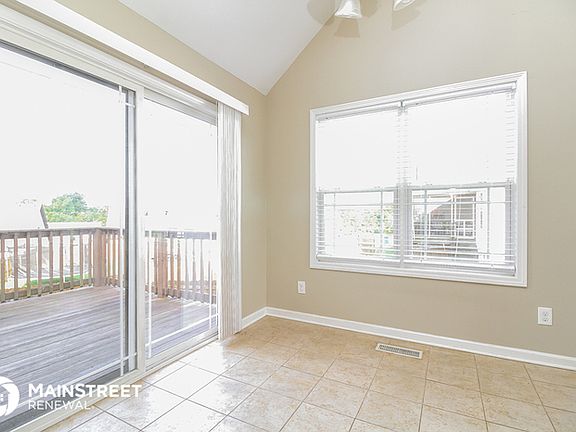 5th image of 703 Wildwood Dr