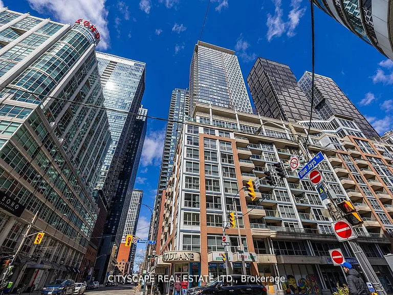 55 Mercer St S #1802 — Photo 24