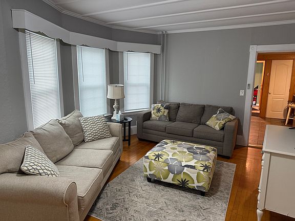 5th image of 317 East Ave APT 1