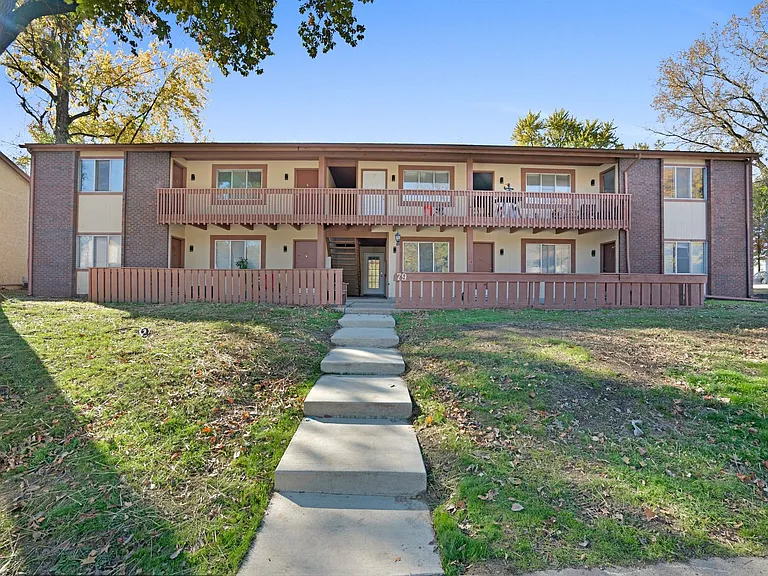 79 Devon Ct — Photo 13