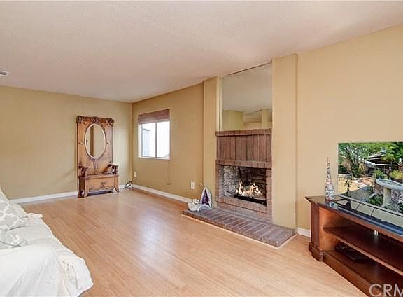 4th image of 13564 Becraft St