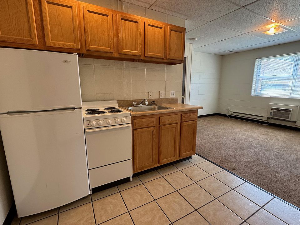 1st image of 535 S Lincoln St #8