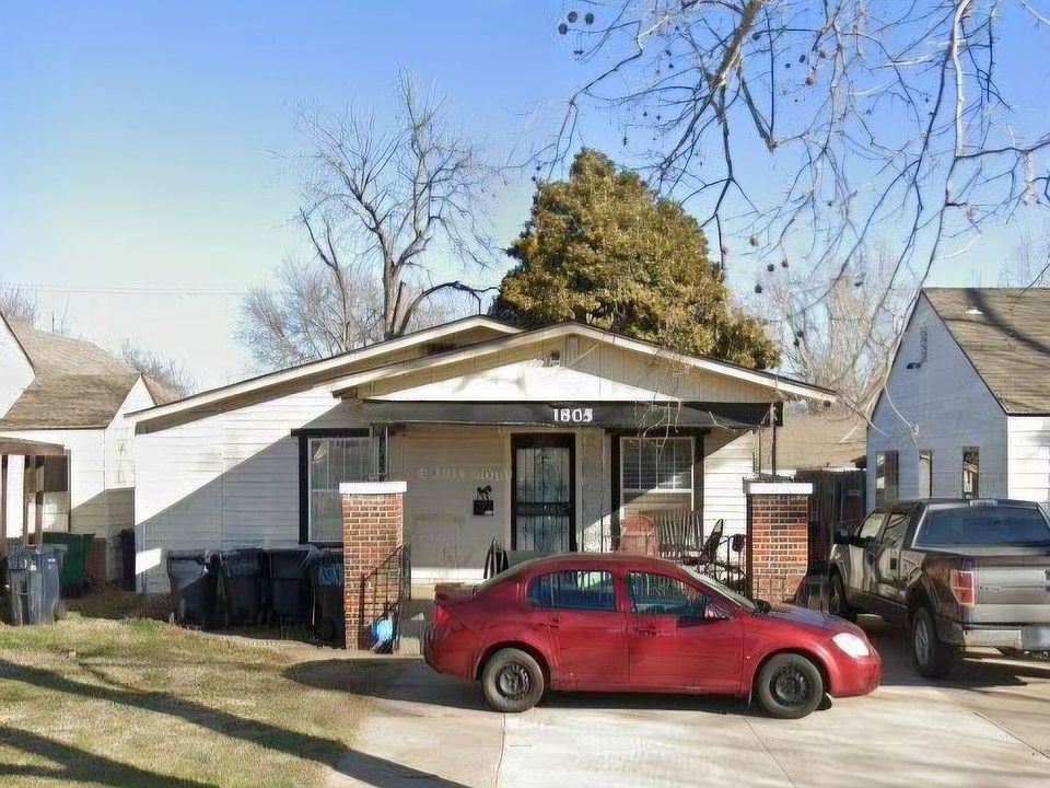 1st image of 1805 SW 15th St