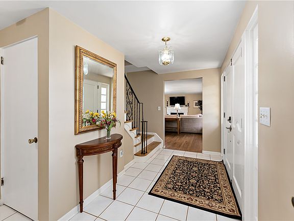 5th image of 5892 Lorene Dr