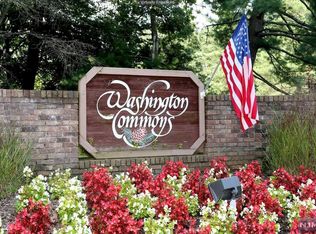 141 Windsor Cir, Township Of Washington, NJ 07676