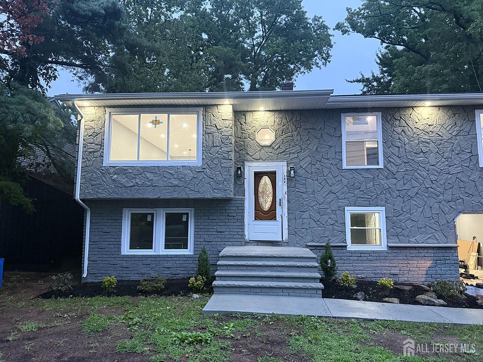 1st image of 704 Wood Ave