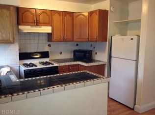 2858 Lamport Pl, Bronx, NY 10465