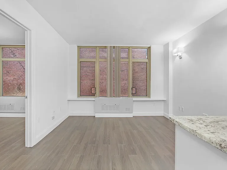 266 3rd Ave #3C — Photo 4