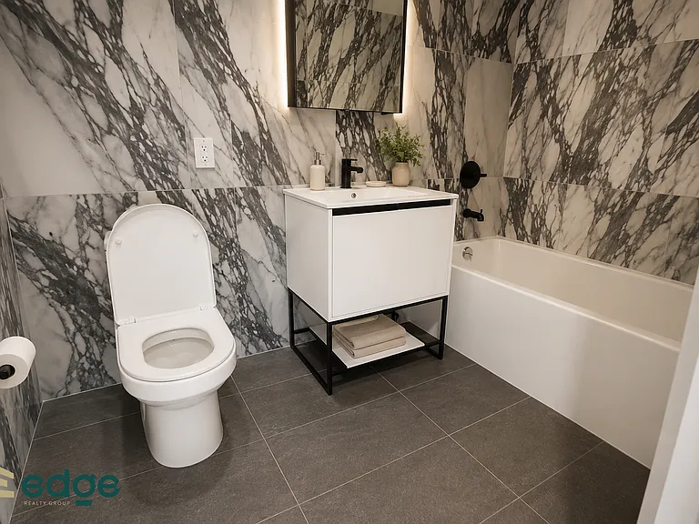1352 Franklin Ave #1A — Photo 6
