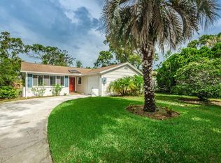 1132 Elmendorf Trce, Tarpon Springs, FL 34689
