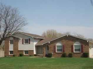 573 N Carpenter Rd, Brunswick, OH 44212